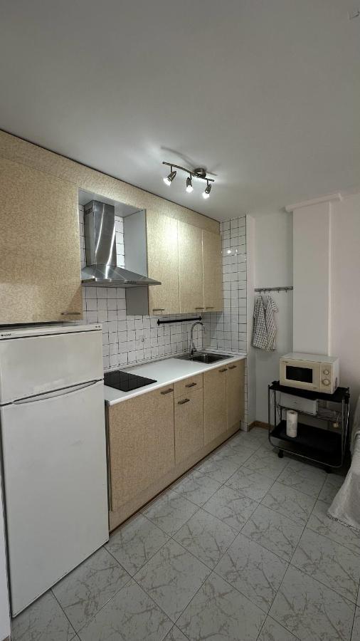 Apartamento De Playa En Santa Margarita. רוזס מראה חיצוני תמונה